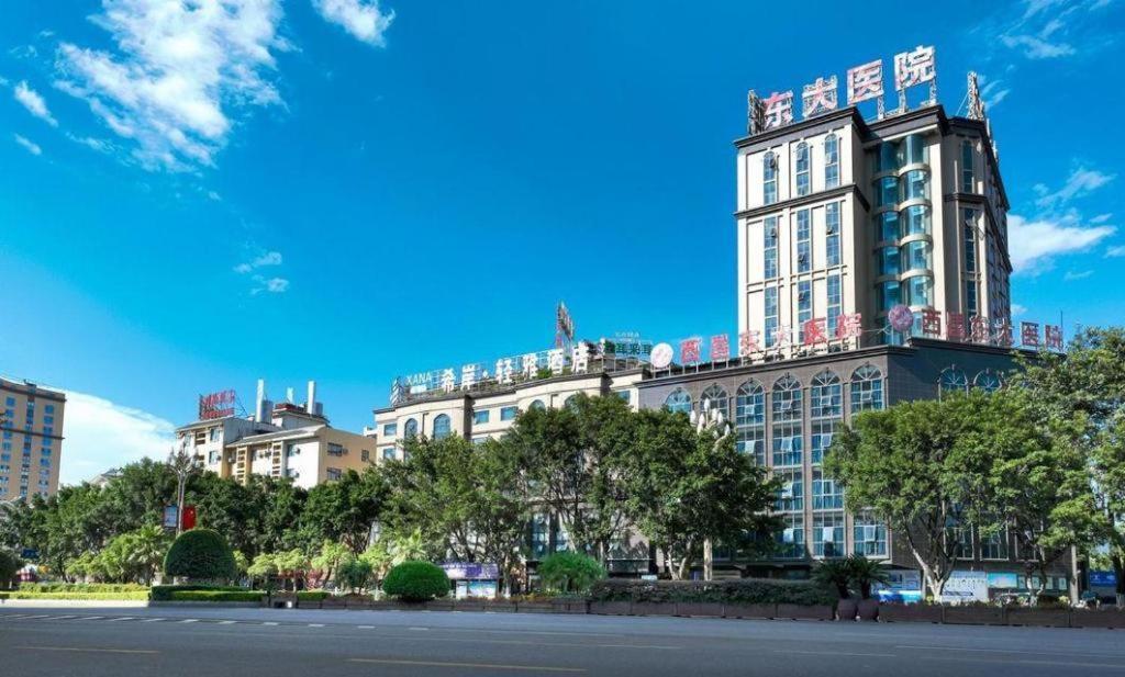 Xana Lite Xichang Hangtian Avenue Branch Kültér fotó